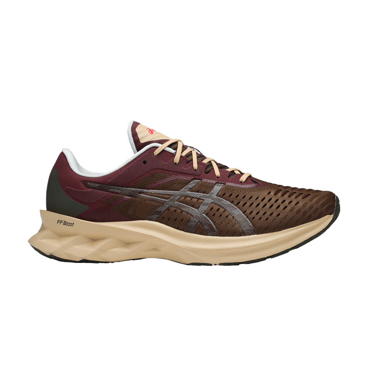 ASICS Novablast Affix Brown