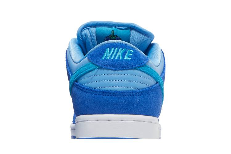 Nike SB Dunk Low Blue Raspberry