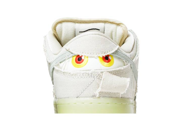 Nike SB Dunk Low Mummy