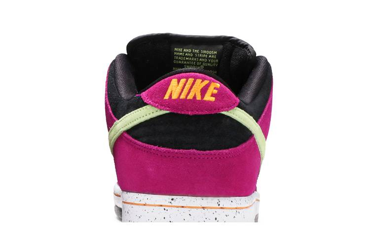 Nike SB Dunk Low Pro ACG Terra Red Plum