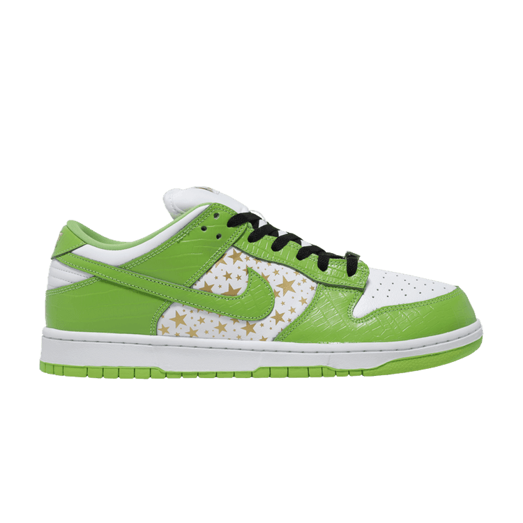 Nike SB Dunk Low Supreme Stars Mean Green (2021) - Side Kicks