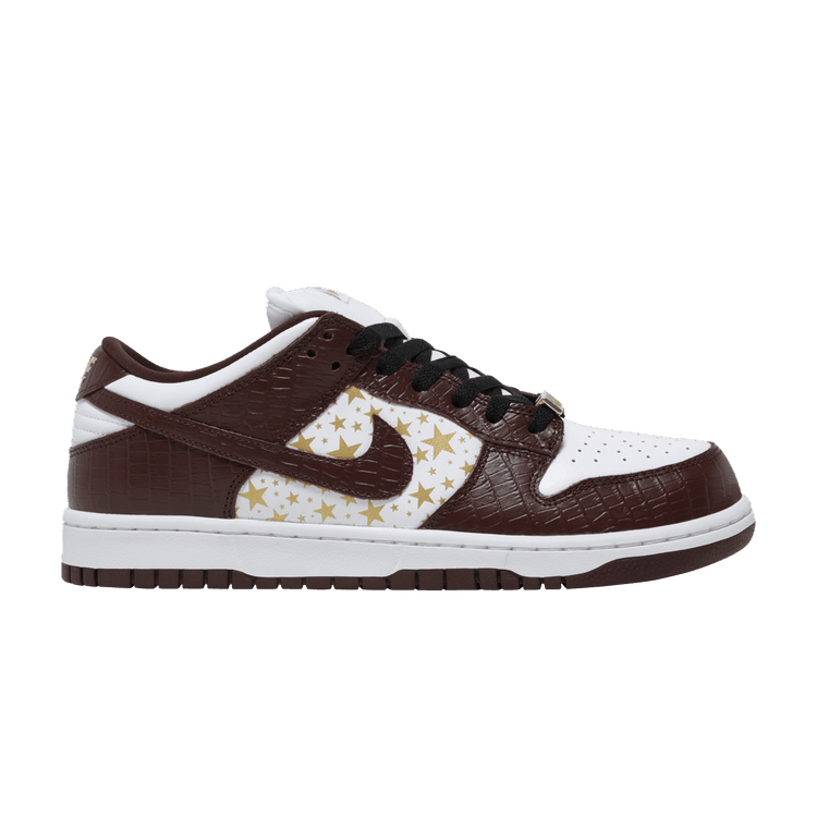 Nike SB Dunk Low Supreme Stars Barkroot Brown (2021) - Side Kicks