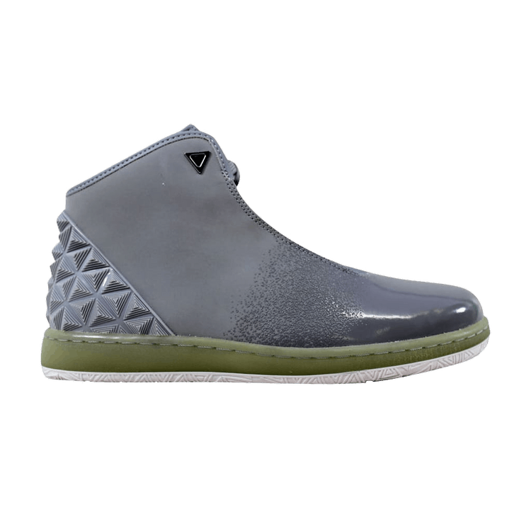 Jordan Instigator Wolf Grey White