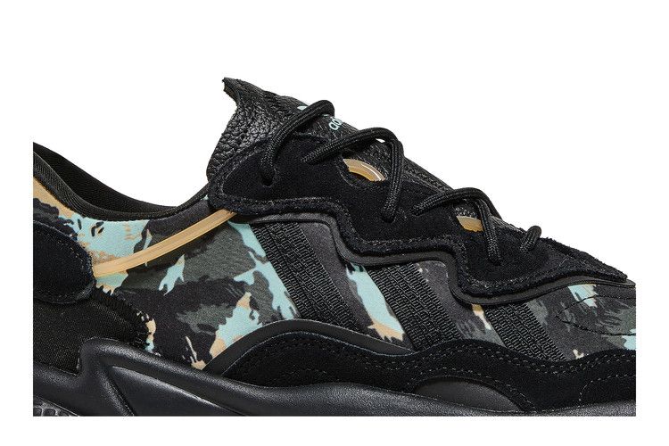 adidas Ozweego Black Camo