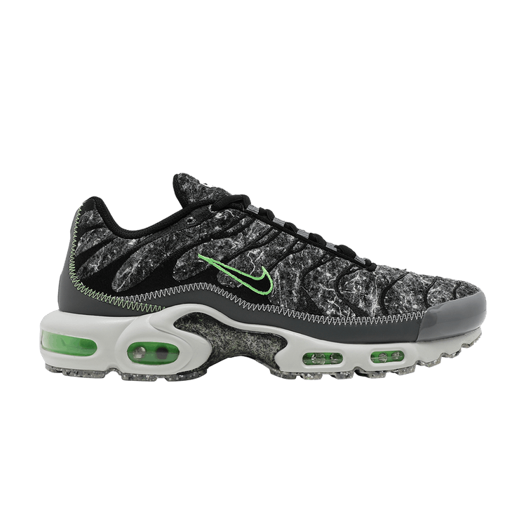 Nike Air Max Plus Essential Crater Green