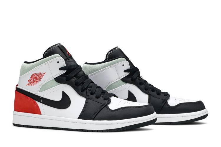 Jordan 1 Mid SE Red Black Toe