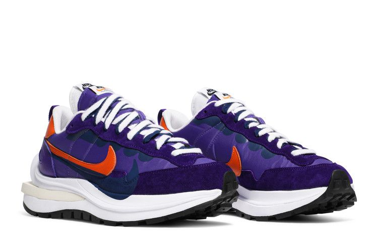 Nike Vaporwaffle sacai Dark Iris