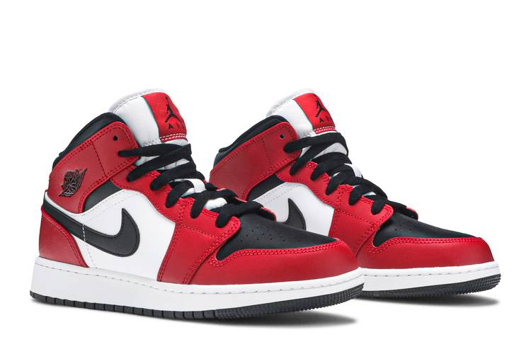 Jordan 1 Mid Chicago Black Toe (GS)