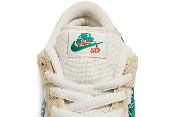 Nike SB Dunk Low Jarritos