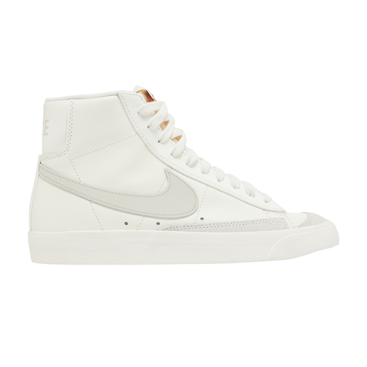Nike Blazer Mid 77 Vintage Sail Light Bone (Women's)