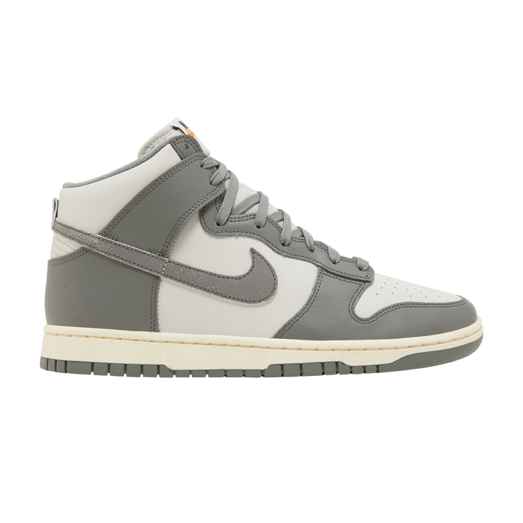 Nike Dunk High Vintage Light Bone Grey