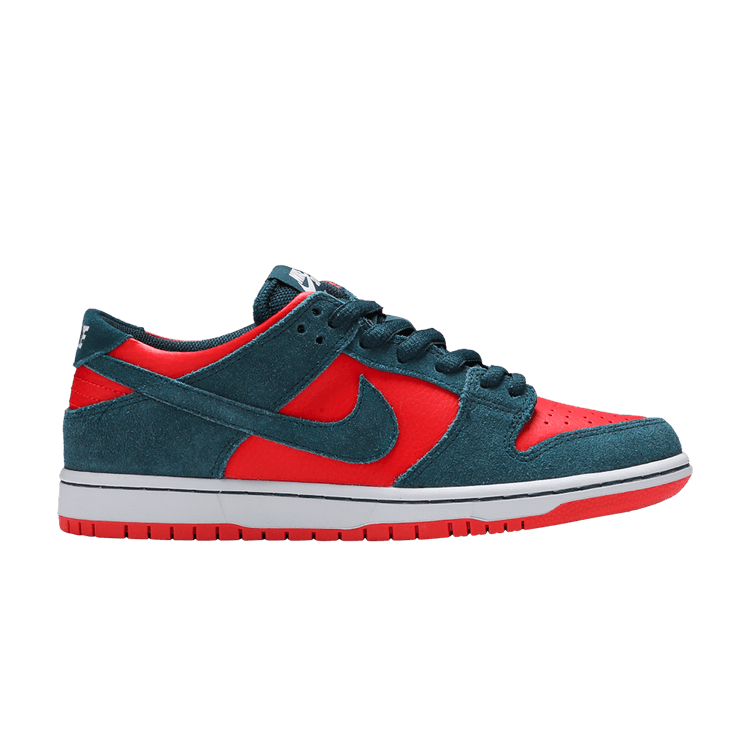 Nike SB Dunk Low Reverse Shark