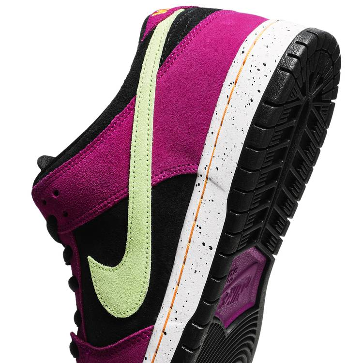 Nike SB Dunk Low Pro ACG Terra Red Plum