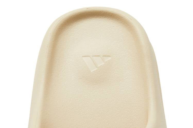 adidas Yeezy Slide Bone (2022/2023 Restock)