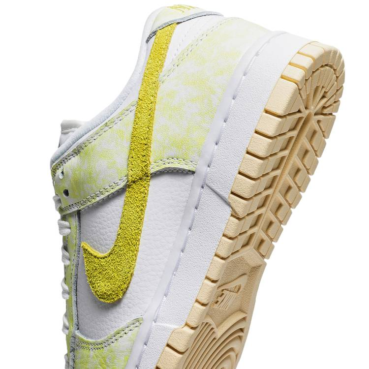 Nike Dunk Low Yellow Strike (Women's)