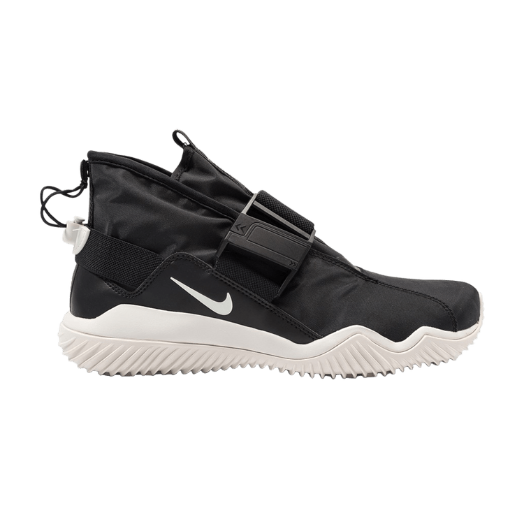 Nike Komyuter Black White