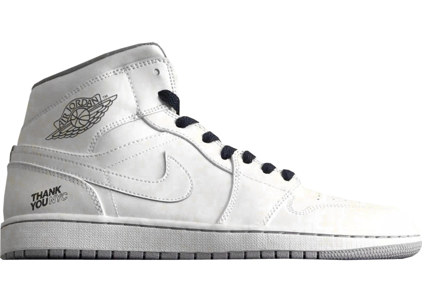 Jordan 1 Retro Mid Jeter Day