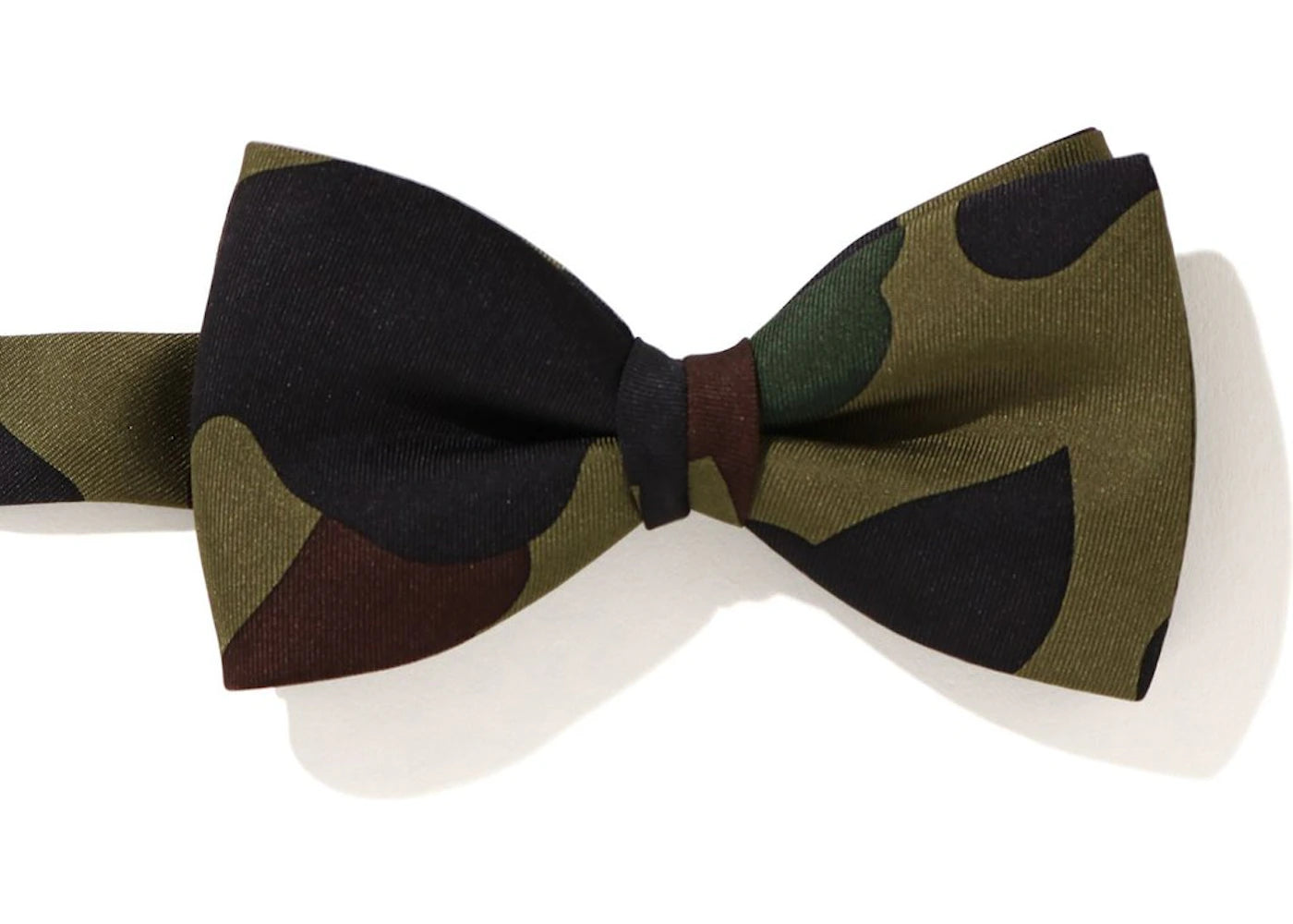 BAPE 1st Camo Bow Tie (FW20) Green