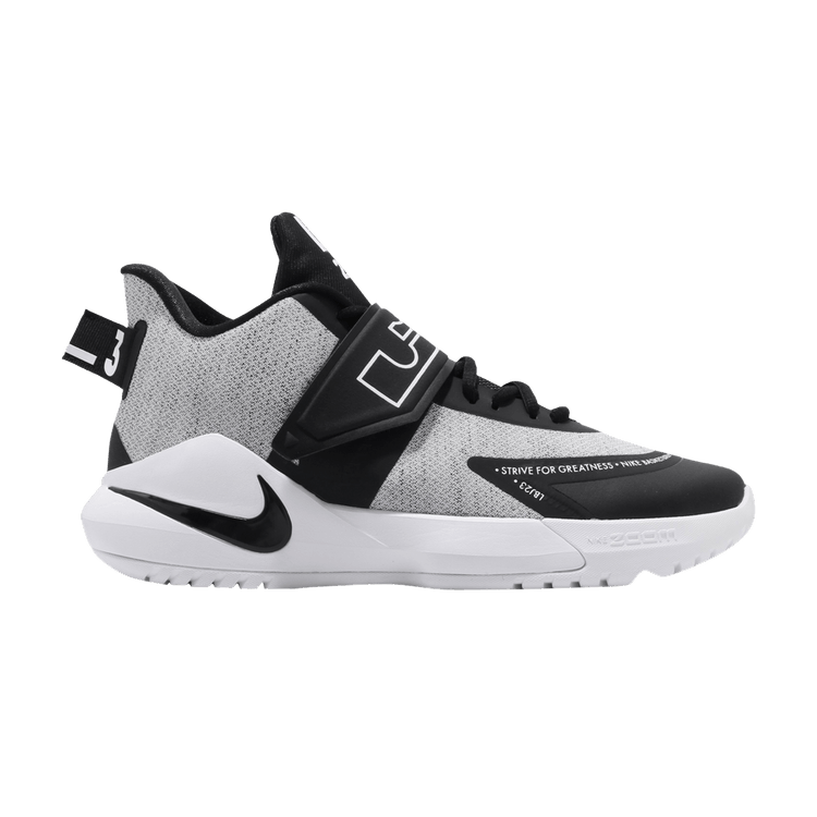 Nike Ambassador 11 Black White