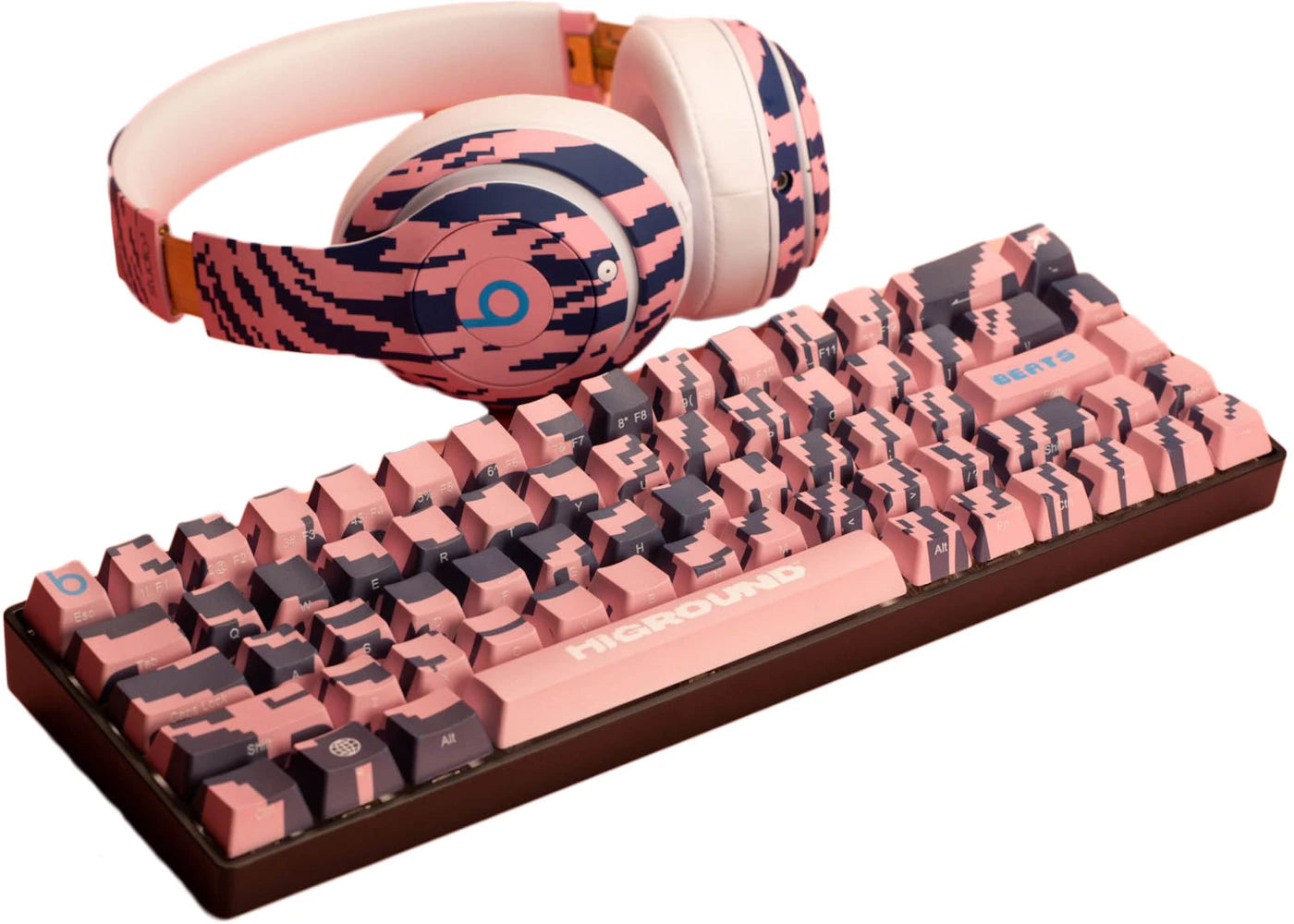 Beats by Dr. Dre x Higround Keyboard & Studio3 Wireless Headphone Pink/Blue