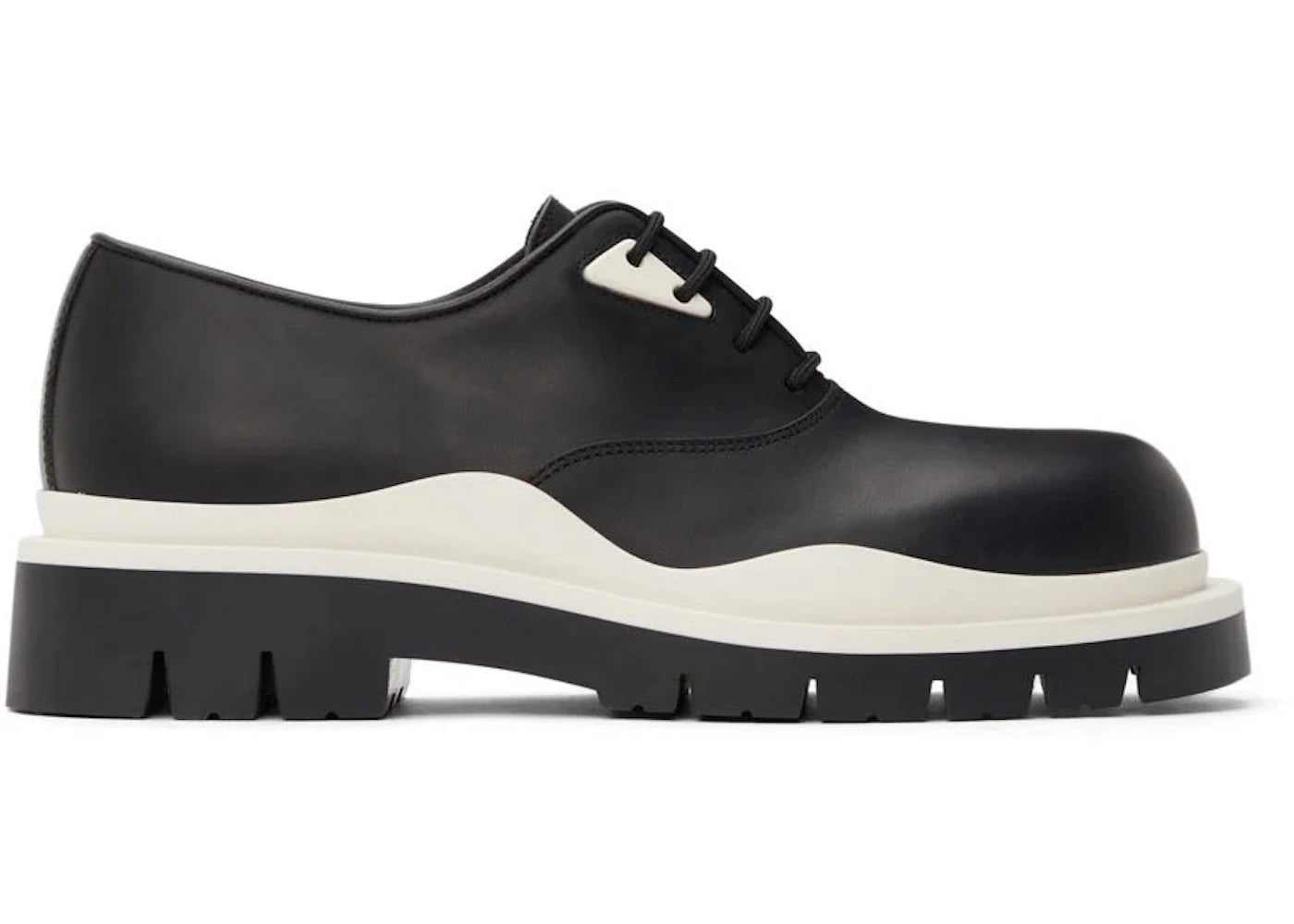 Bottega Veneta Tire Lace Up Leather Shoe Black Ivory