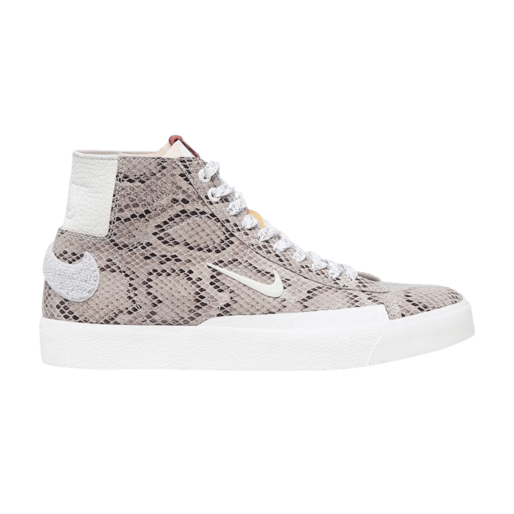 Nike SB Blazer Mid QS Soulland (Friends and Family)
