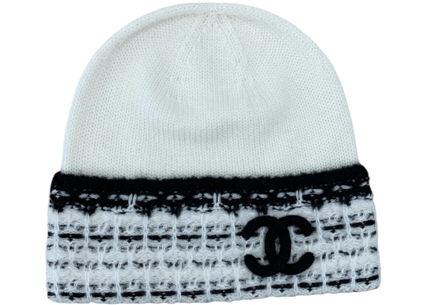 Chanel CC Logo Beanie Black/White