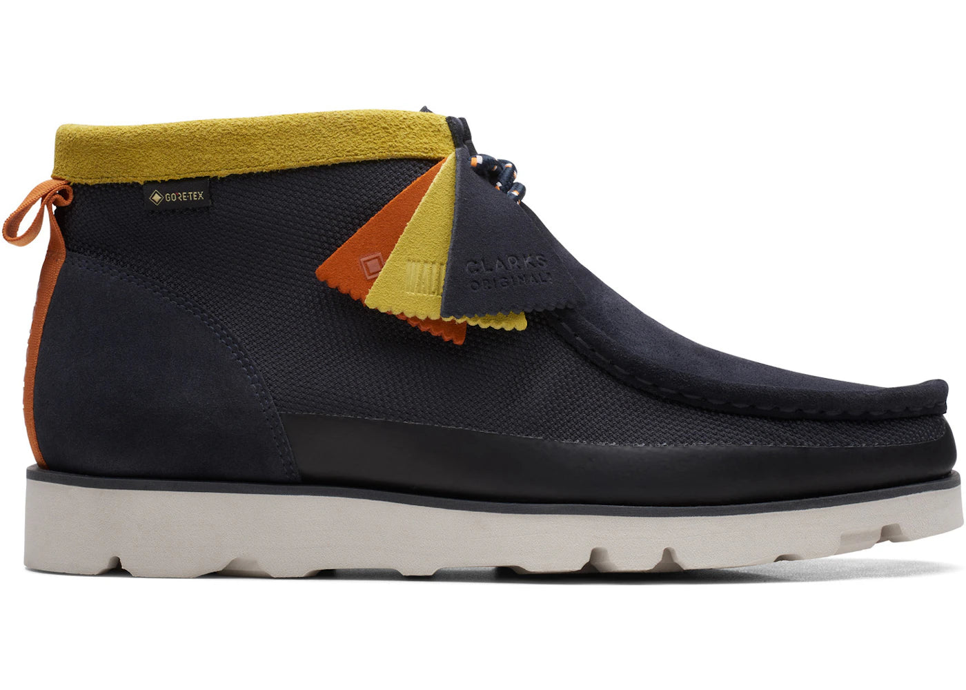 Clarks Originals Wallabee 2.0 Boot Gore-Tex Navy Combination