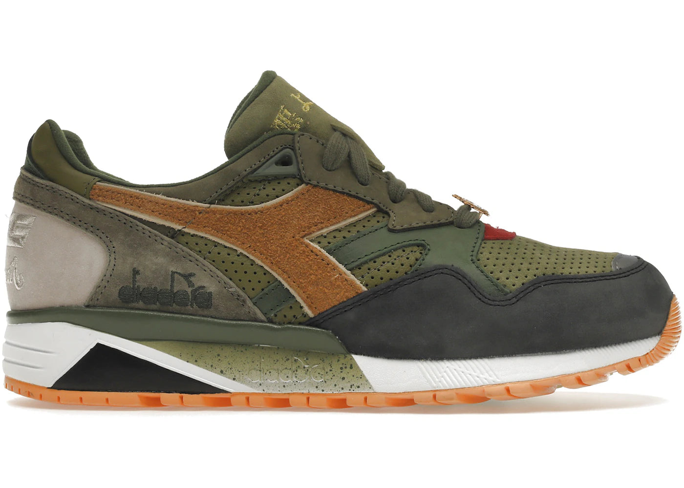 Diadora N9002 24 Kilates x mita sneakers x Mighty Crown Respect Over Hate