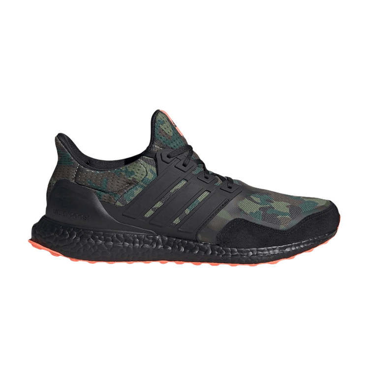 adidas Ultra Boost Camo