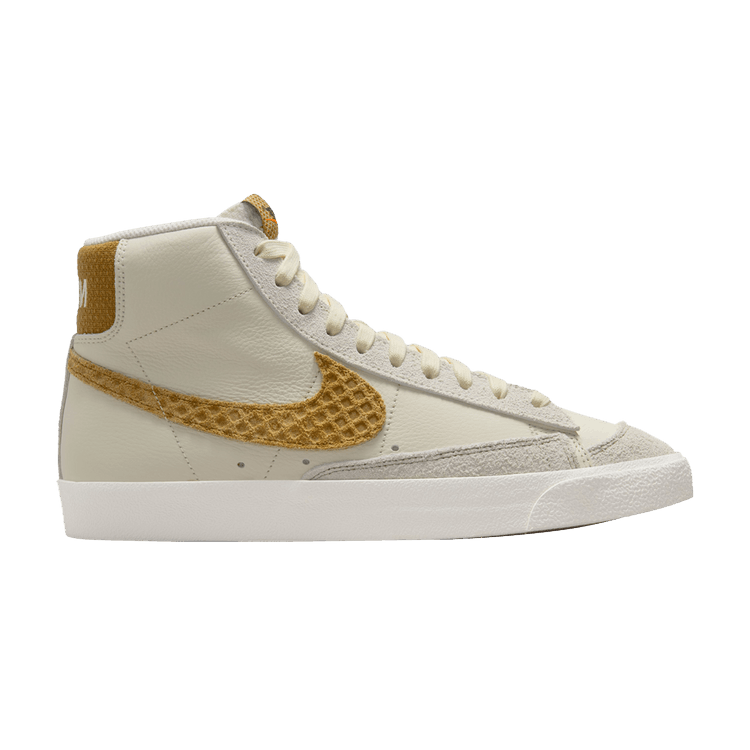 Nike Blazer Mid 77 Waffle