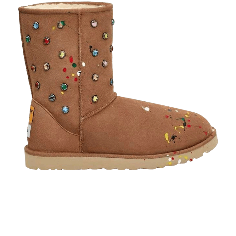 UGG Classic Short Boot Gallery Dept. Chestnut