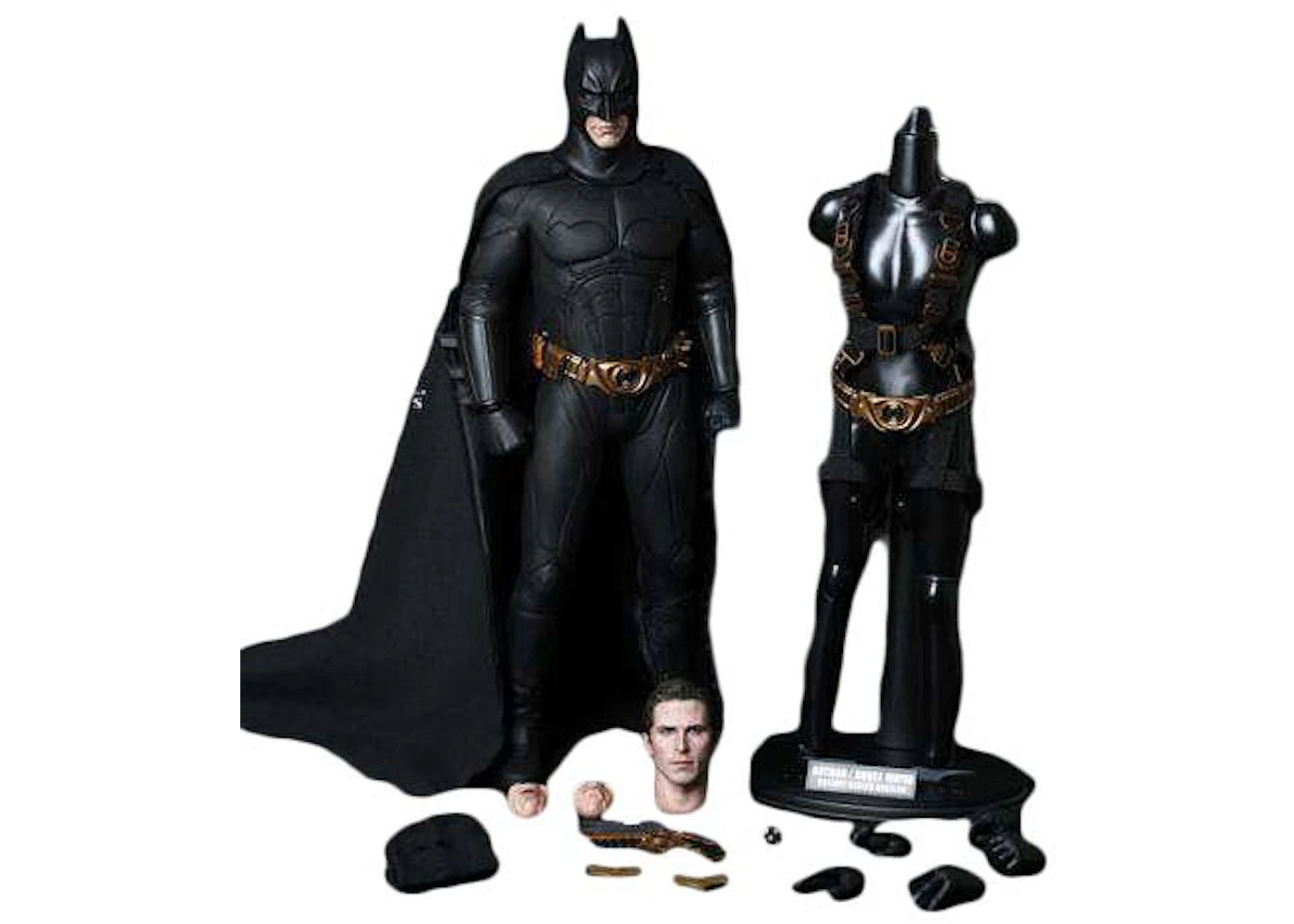 Hot Toys Batman Batman Begins Batman / Bruce Wayne Toy Fair 2011 Exclusive Collectible Figure Set