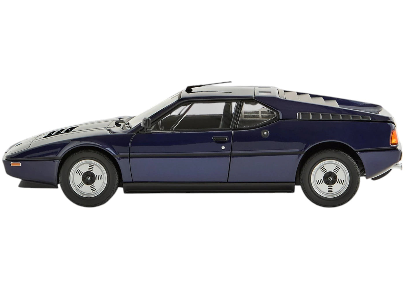 Kith x BMW M1 1:18 Diecast Replica Techno Violet