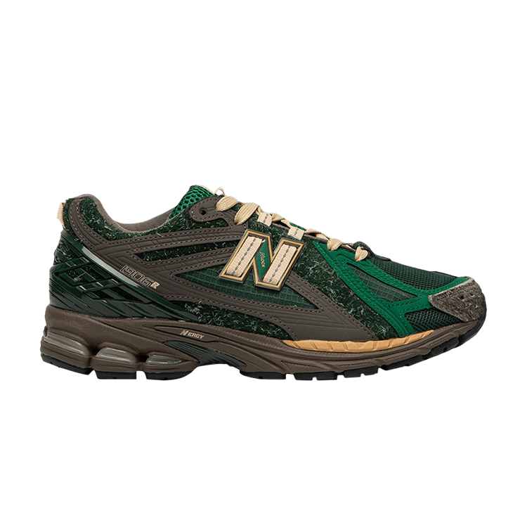 New Balance 1906R size? Exclusive Diamond District Pack Green