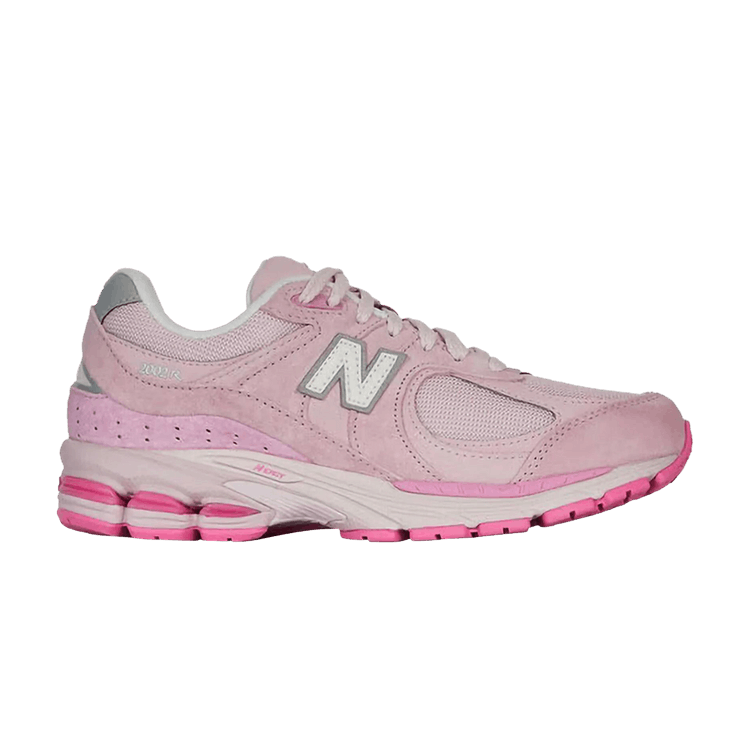 New Balance 2002R Rose