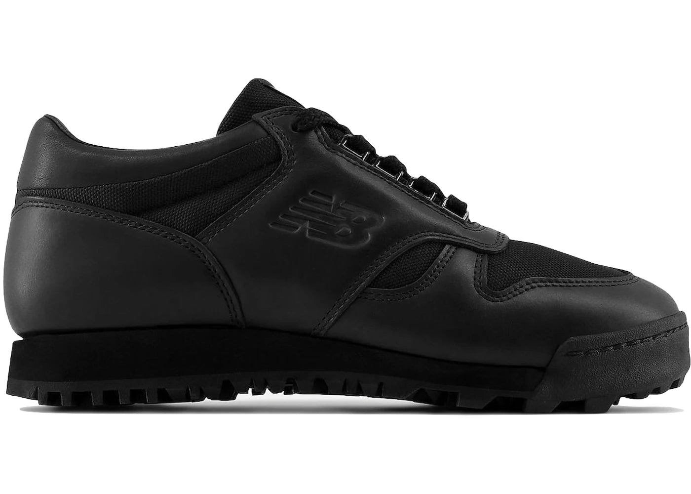 New Balance Rainier Low Triple Black
