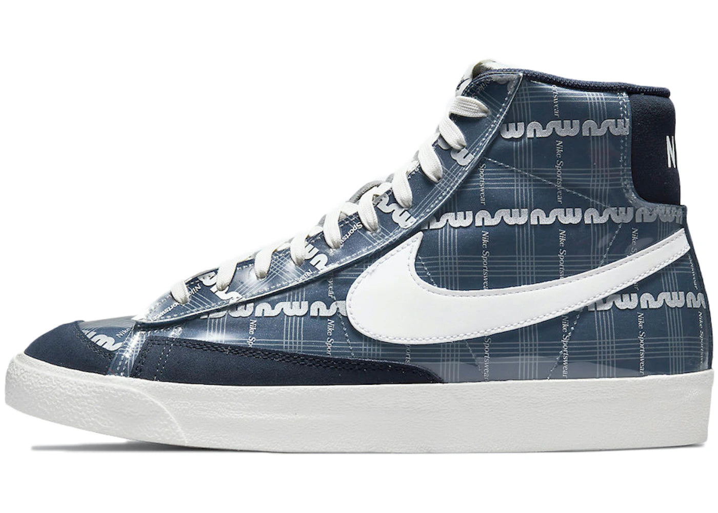 Nike Blazer Mid NSW Logo