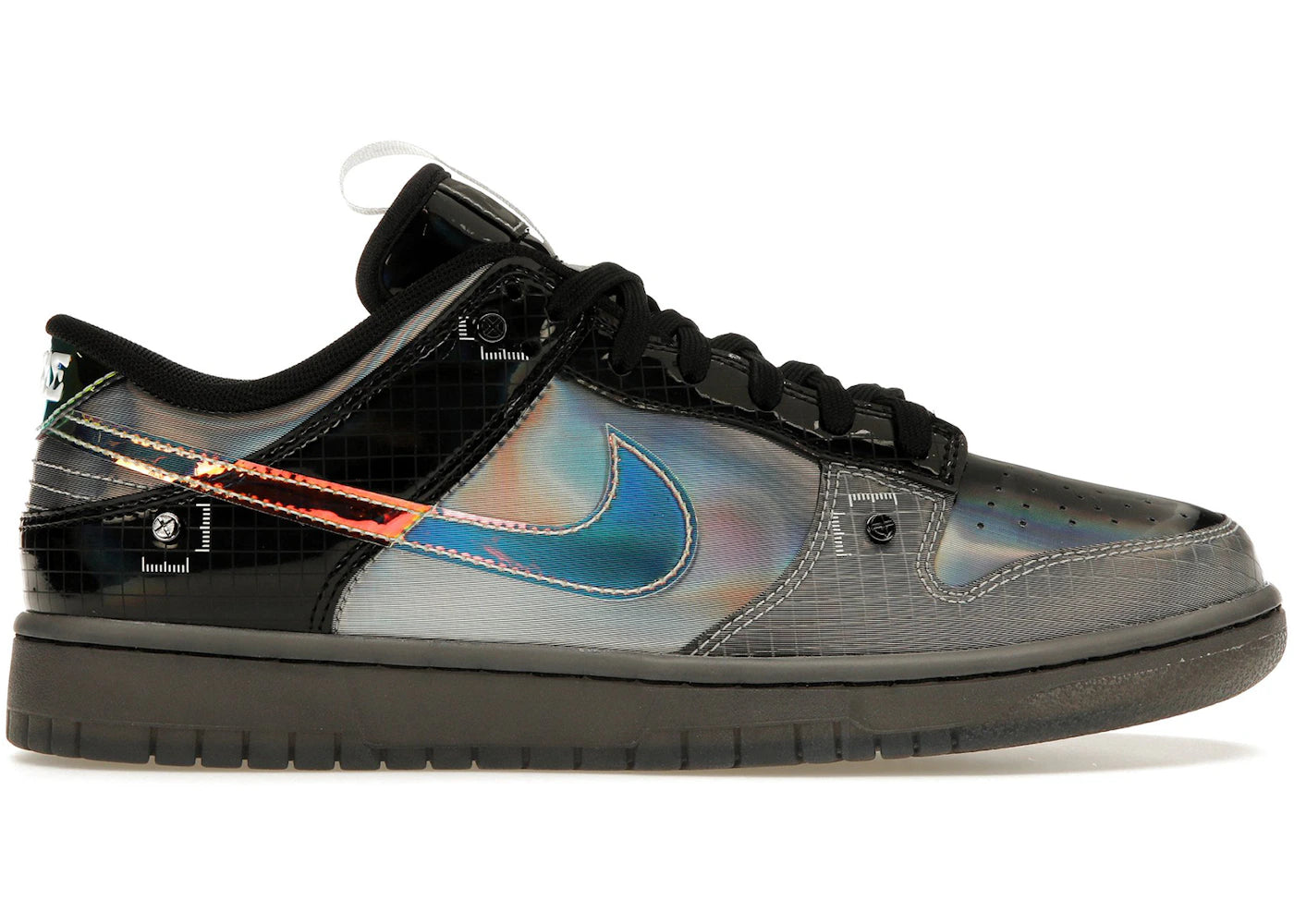 Nike Dunk Low BETRUE To Your DNA Hyperflat