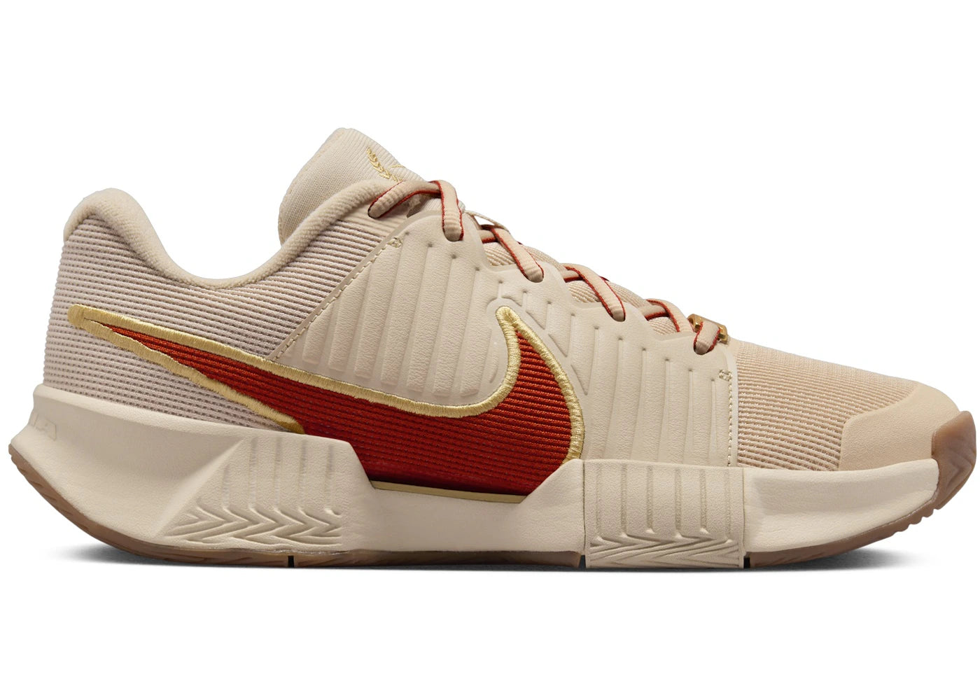Nike GP Challenge Pro HC Premium Sanddrift Metallic Gold Gum Medium Brown Rust Factor (Women's)