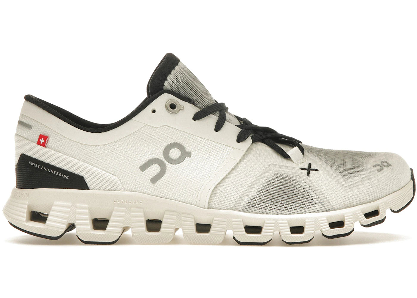 On Running Cloud X 3 White Black (Women's)