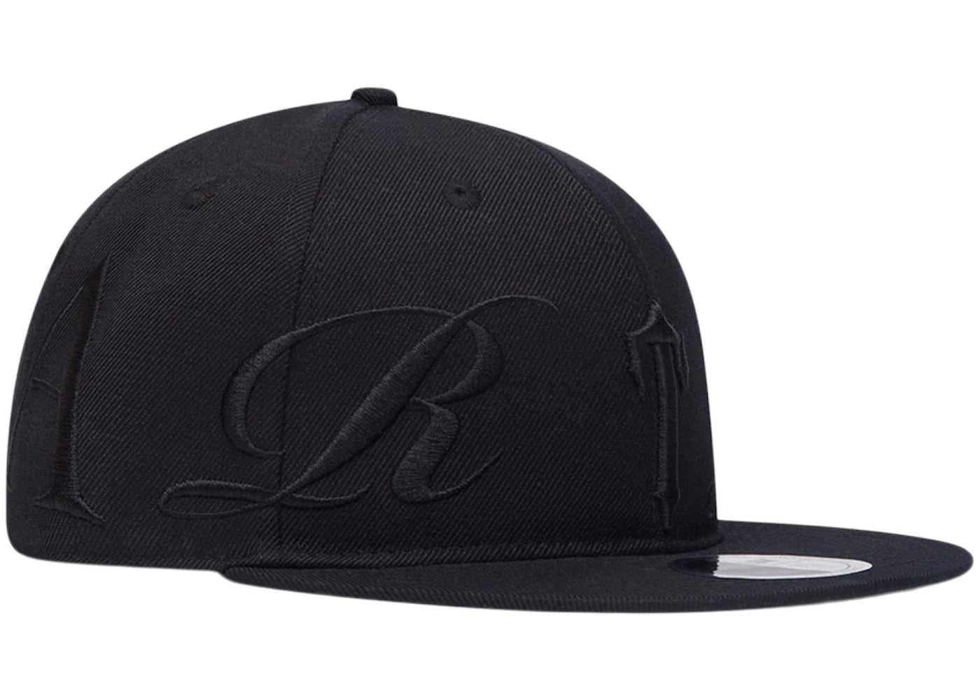 Trapstar Script Fitted Cap Black Edition