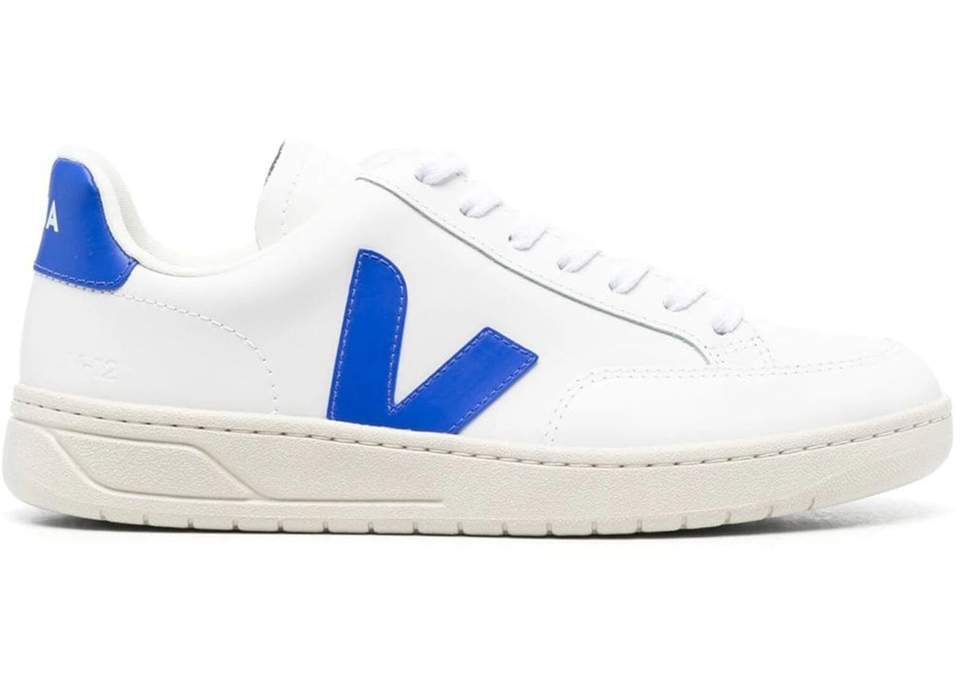 Veja V-12 Leather White Paros