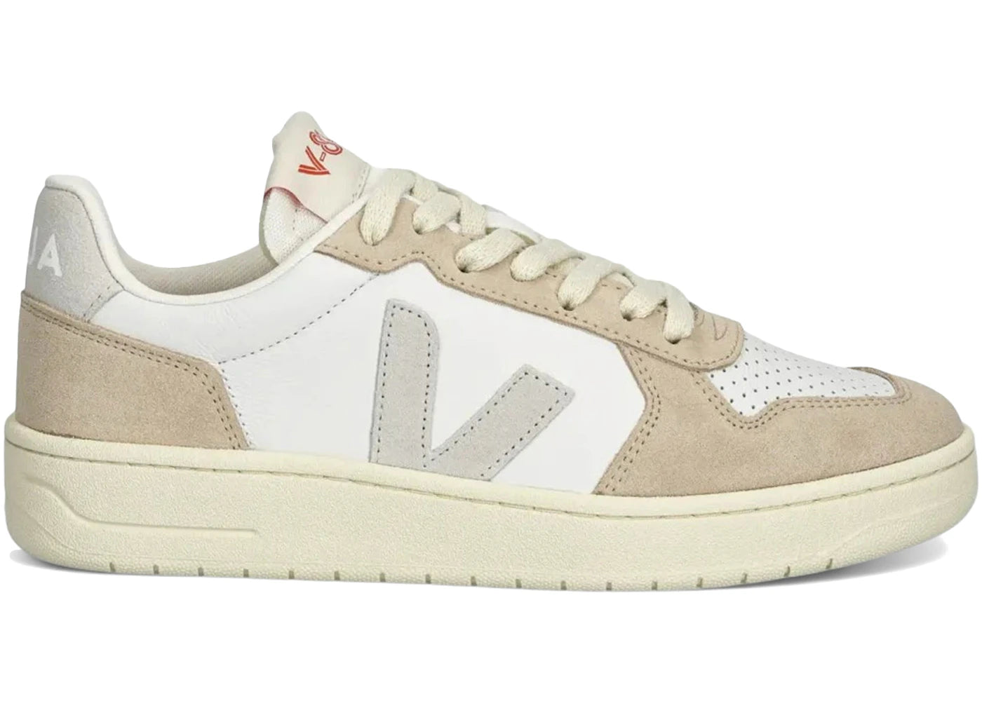 Veja V-82 Leather White Natural Almond