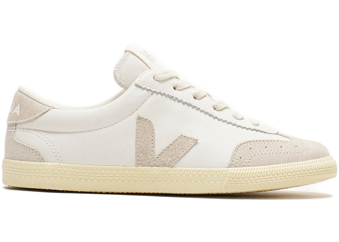 Veja Volley White Natural (Women's)