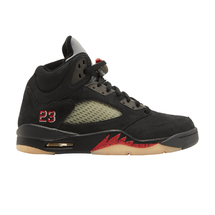 Jordan 5 Retro Gore-Tex Off Noir (Women's) - Side Kicks