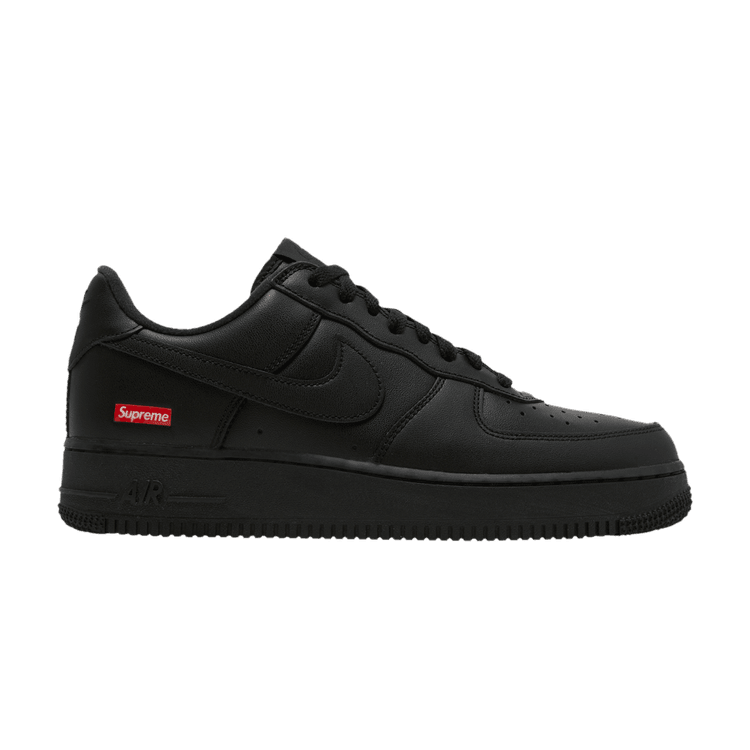 Nike Air Force 1 Low Supreme Black - Side Kicks