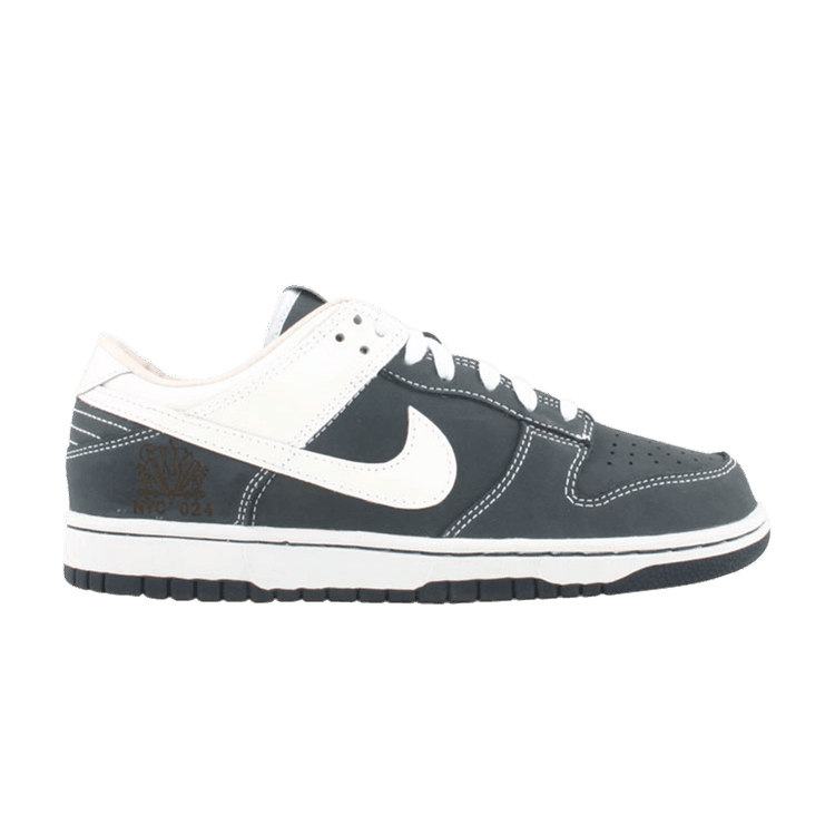Nike Dunk Low Yankees (Sole Collector) – Side Kicks