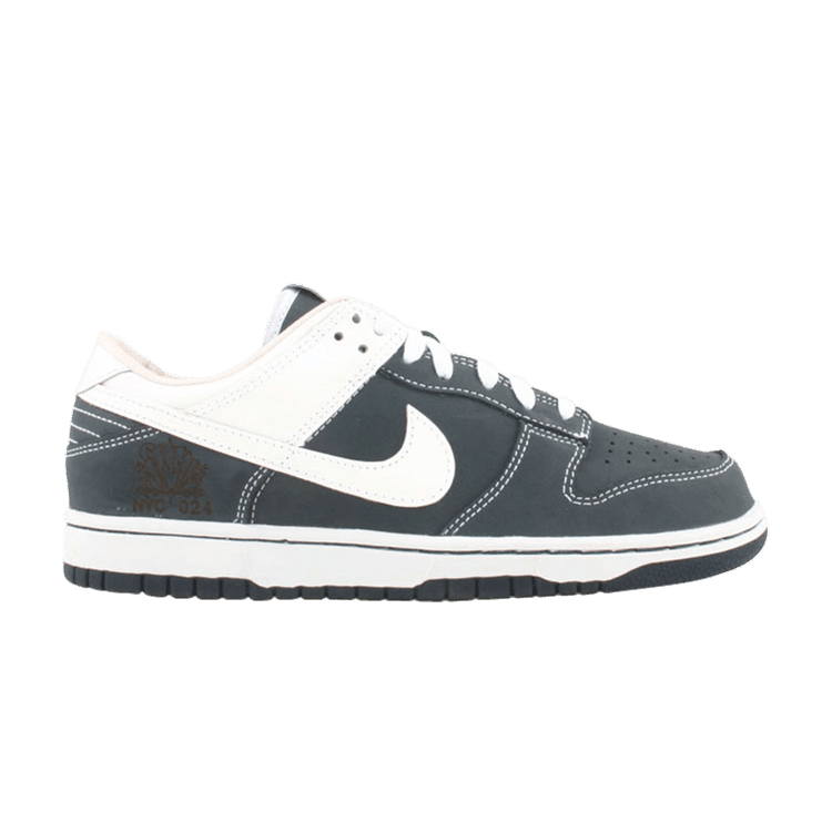 Nike Dunk Low Yankees (Sole Collector) - Side Kicks