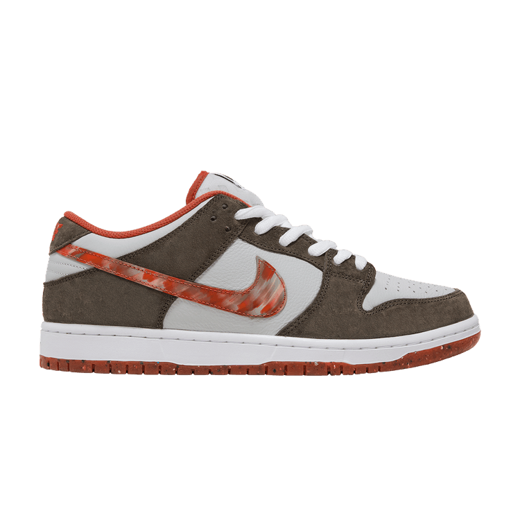 Nike SB Dunk Low Crushed D.C. - Side Kicks